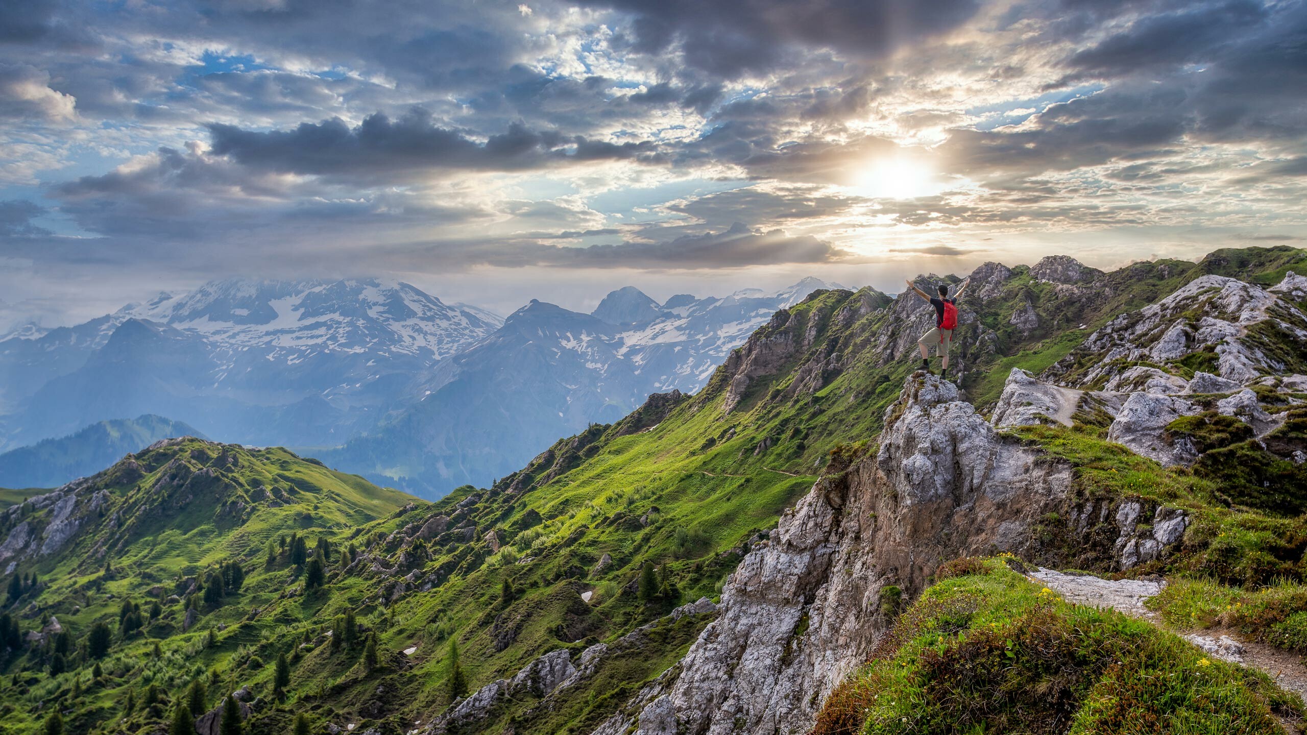 Hike with Ruth on Betelberg above Lenk along the Alpine Flower Trail