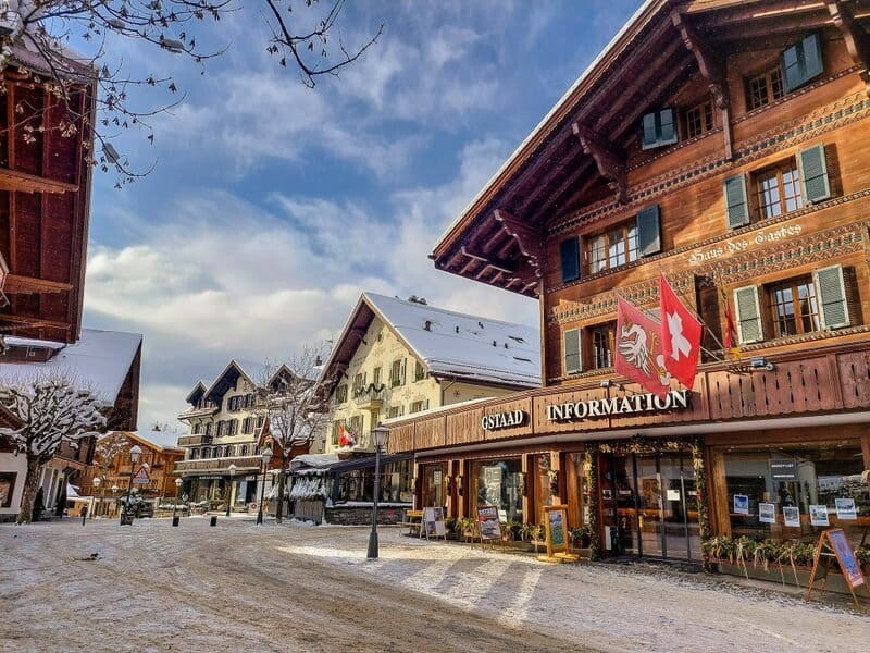 Guided tour of the village of Gstaad